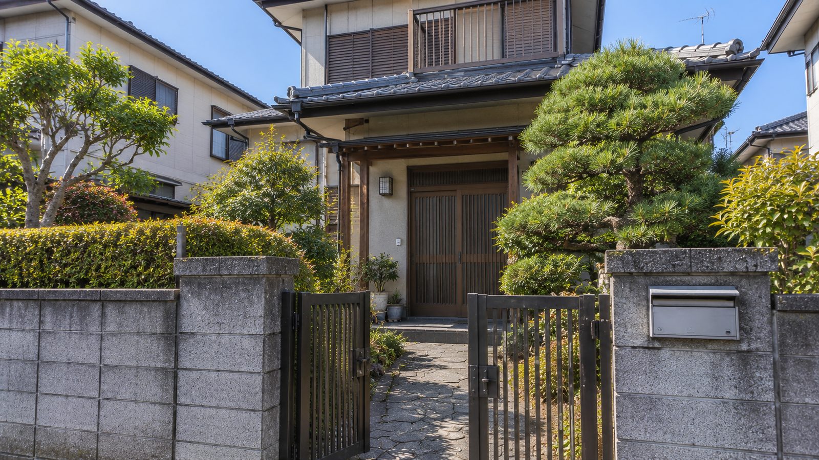 相続した実家の外観